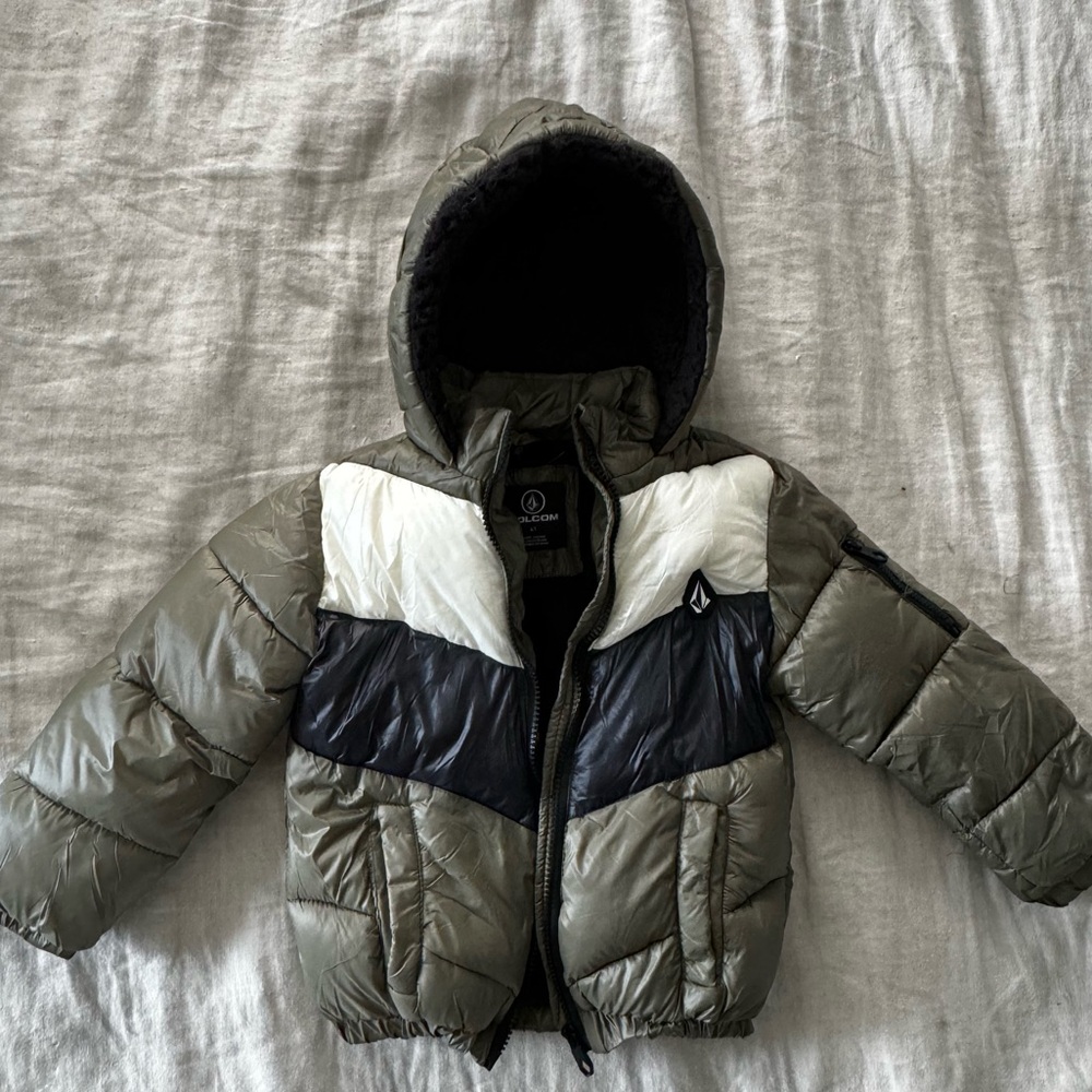 Volcom Jacket 4t